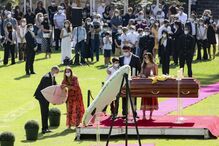 Anna Westerlund e os filhos do ator