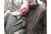 Príncipe William diverte-se com os filhos