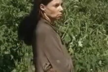 Nadezhda Bushueva viveu 26 anos enjaulada pela mãe em casa