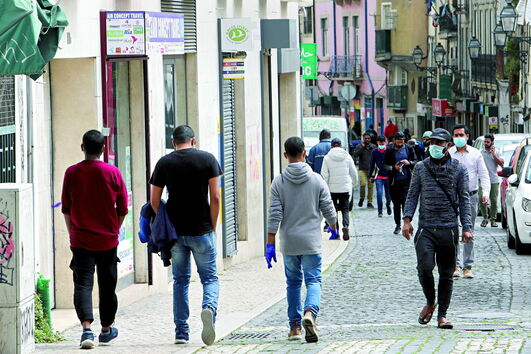 710 mil sem trabalho no pico da pandemia do coronavírus