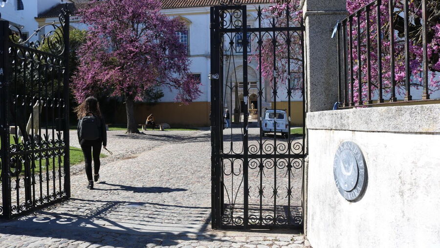 Universidade de Évora