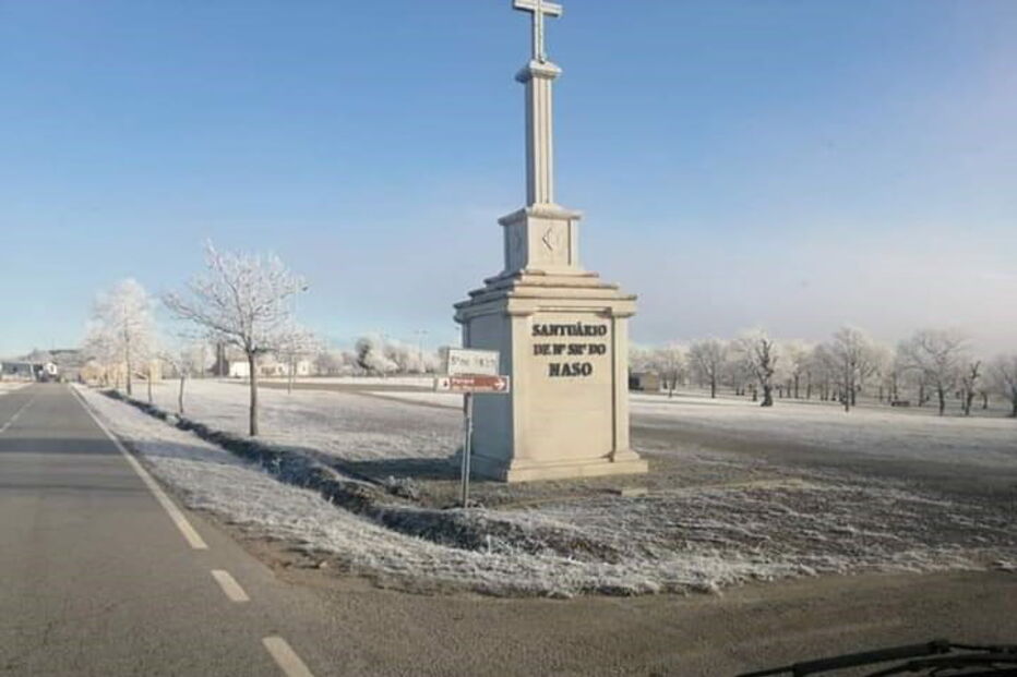 Trovoada destrói cruzeiro do Santuário de Nossa Senhora do Naso em Miranda do Douro
