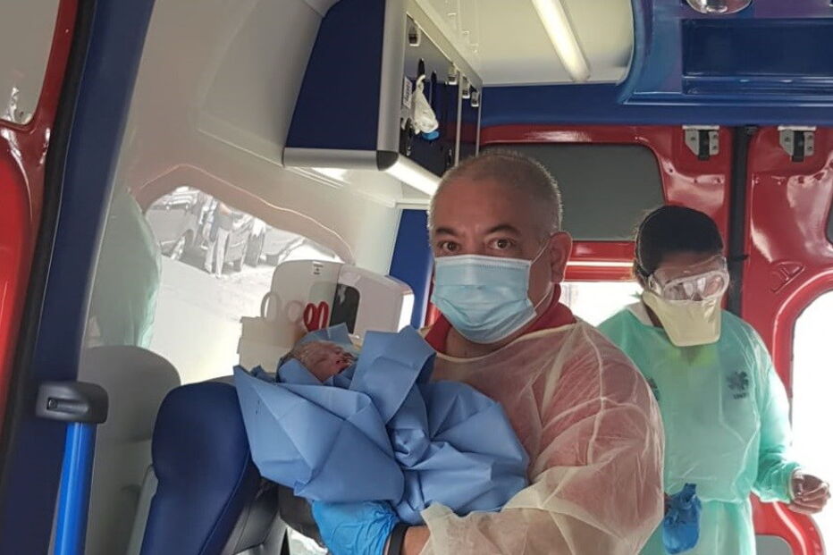 Bebé nasce em ambulância a caminho do hospital Amadora-Sintra