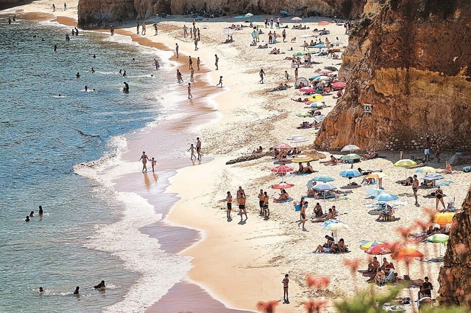 Praia do Algarve - foto de arquivo