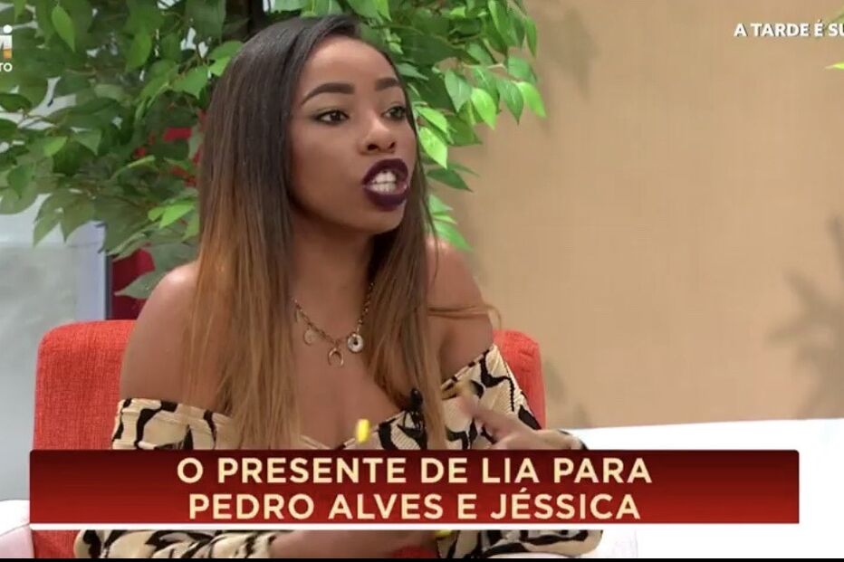 Lia do programa 'Love on Top' esteve no programa 'A Tarde é Sua'