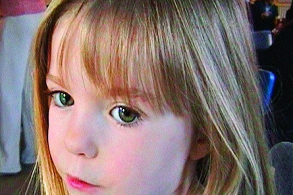 Maddie tinha três anos quando desapareceu, a 3 de maio de 2007, do apartamento onde estava a dormir com dois irmãos, na praia da Luz. Os pais encontravam-se a jantar num restaurante a cerca de uma centena de metros do apartamento 