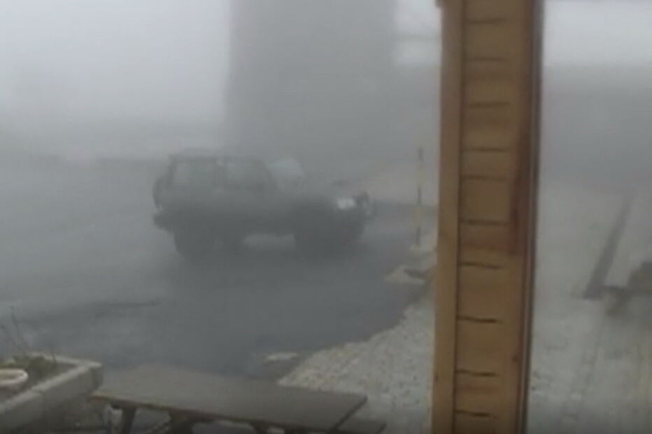 2020-06-12_18_21_55 mau tempo.jpg