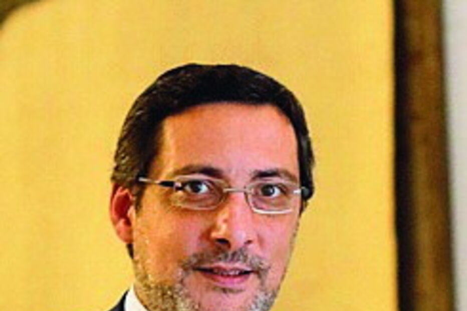 António M. Mendes sobe a adjunto e mantém Assuntos Fiscais