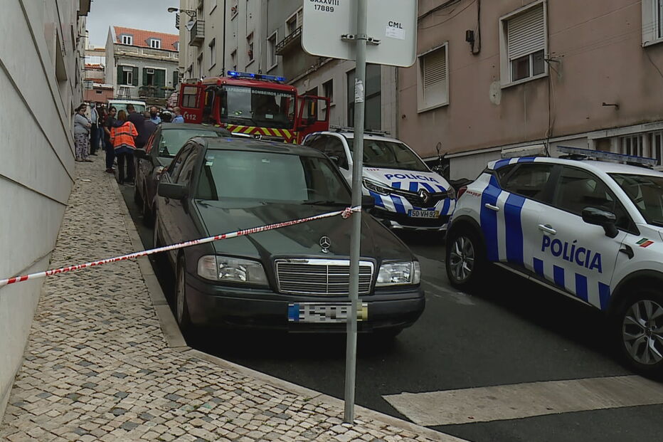 Incêndio em prédio de Lisboa faz um morto
