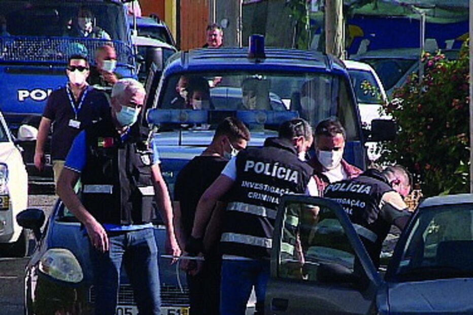Suspeitos foram levados pela PSP 