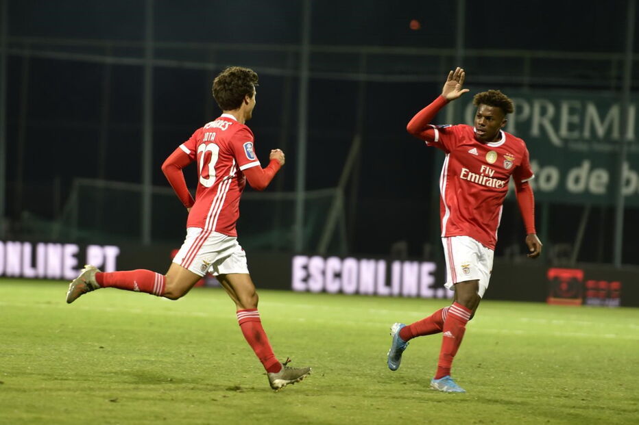 Nuno Tavares recebeu felicitações pela sua exibição