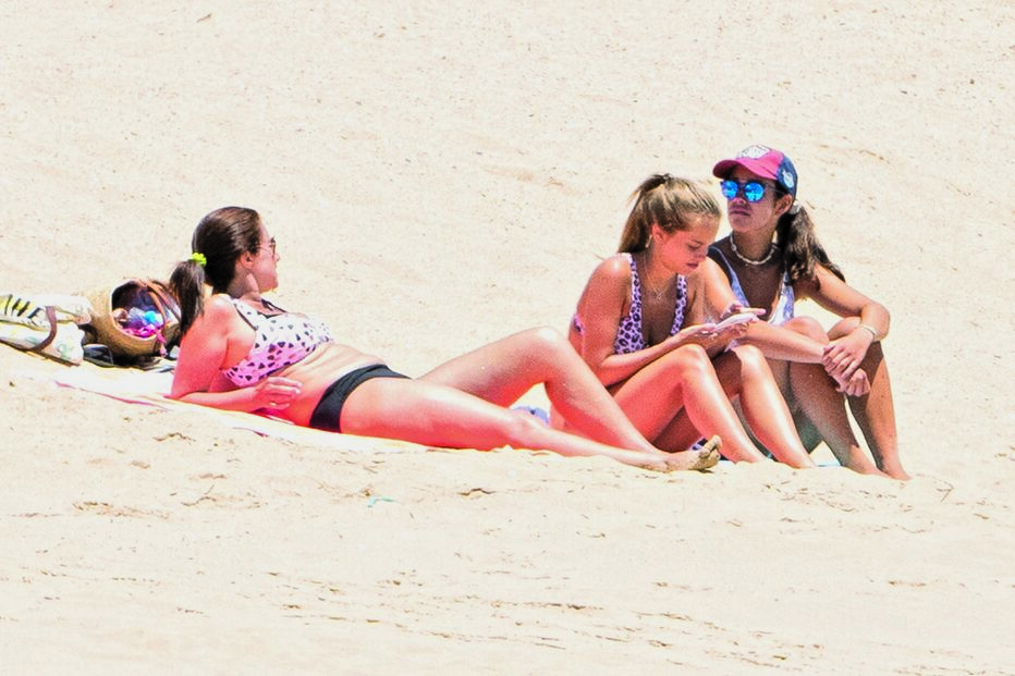 Margarida Corceiro exibiu sensualidade no areal