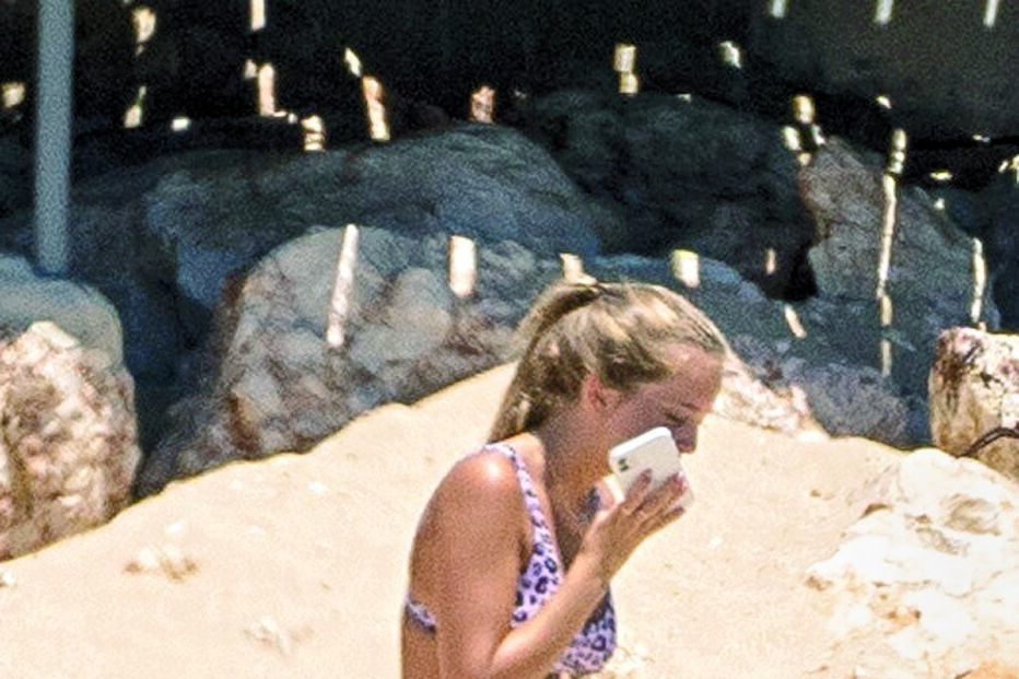 Margarida Corceiro exibiu sensualidade no areal