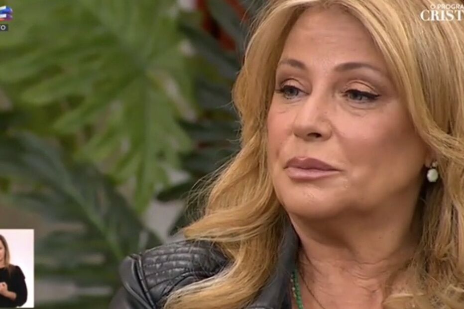 Alexandra Lencastre emociona-se a falar das filhas no 'Programa da Cristina'