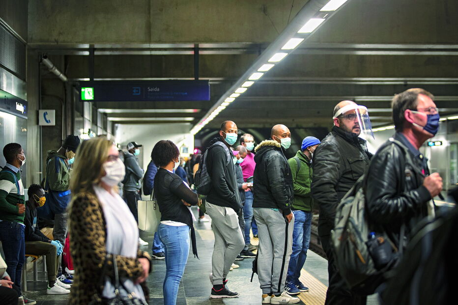 Metro vai duplicar a oferta, durante o período diurno, a partir deste fim de semana, fazendo circular comboios de seis carruagens nas linhas Azul, Verde e Vermelha