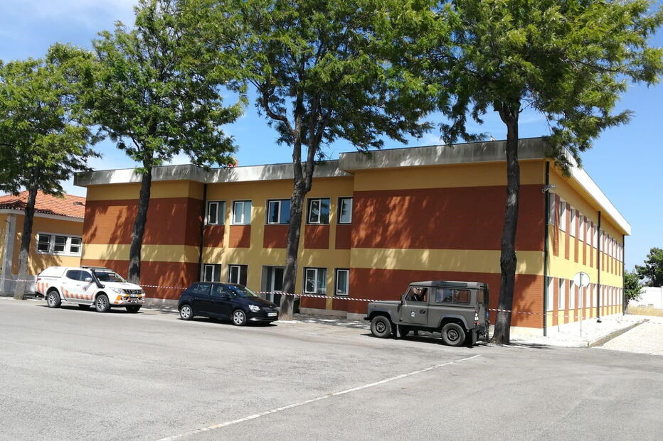 Centro de acolhimento da Marinha em Almada já recebeu primeiros doentes infetados com Covid-19