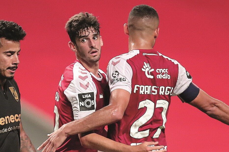 Trincão e Fransérgio celebram o triunfo bracarense no dérbi minhoto 
