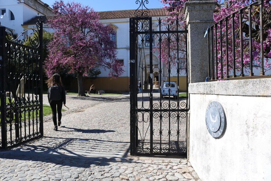 Universidade de Évora