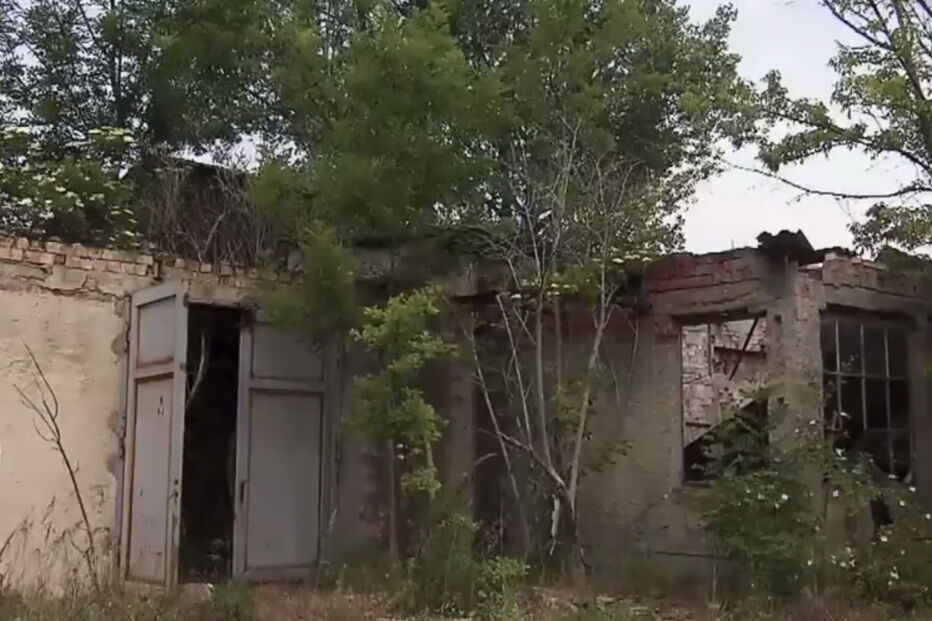 Christian Brueckner escondia-se nesta casa devoluta, num terreno fabril desativado