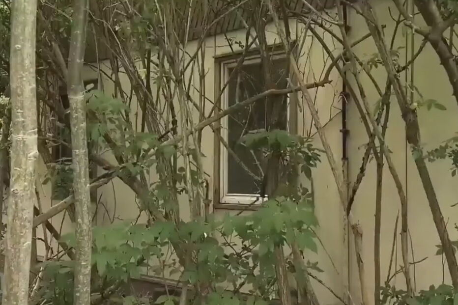 Christian Brueckner escondia-se nesta casa devoluta, num terreno fabril desativado