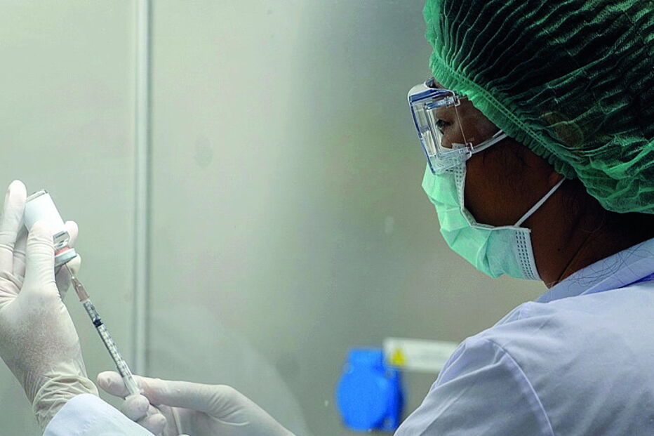 Vacina foi desenvolvida pela empresa CanSino e por investigadores militares