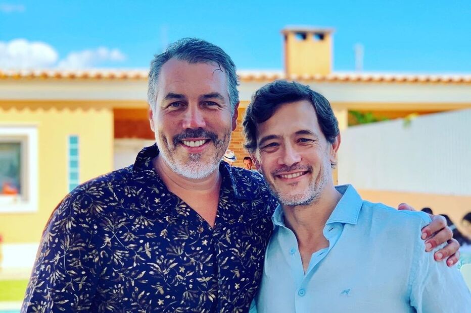 Pedro Miguel Ramos ao lado do jornalista Luís Costa Branco