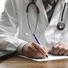 Governo abre 462 vagas para contratar médicos especialistas