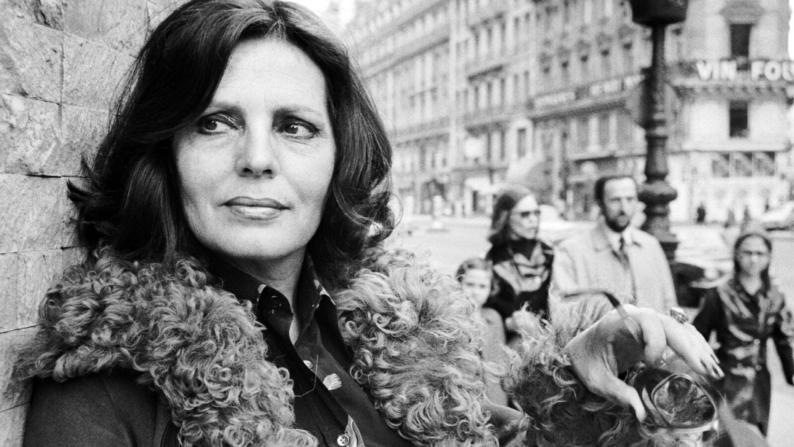 Amália, Amália Rodrigues