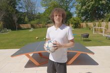 David Luiz na mansão em Londres