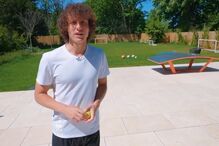 David Luiz na mansão em Londres