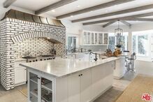 A mansão de Selena Gomez em Los Angeles