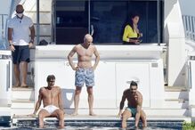 Cristiano Ronaldo e Georgina Rodríguez desfrutam de passeio romântico de barco