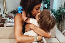 Mia Rose e o filho Mateus