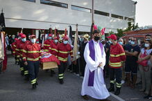 Centenas de pessoas no funeral do bombeiro de Miranda do Corvo