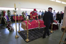 Centenas de pessoas no funeral do bombeiro de Miranda do Corvo