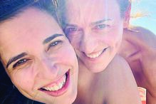 Apresentadora mostrou-se sem maquilhagem numa selfie com uma amiga 