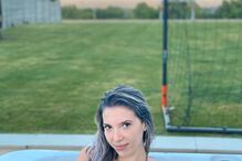 Namorada de João Cancelo e a filha