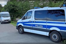 Polícia alemã durante as buscas