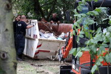 Tudo o que foi encontrado na cave escondida de Brueckner