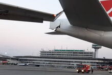 Aviões colidem no aeroporto de Lagos