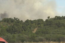 Bombeiro ferido durante combate às chamas em Chaves. Autarca suspeita de fogo posto