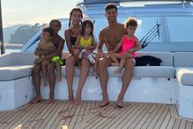 Cristiano Ronaldo com Georgina e os filhos