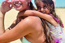 Sara Sampaio vive dias de luxo em família na Comporta