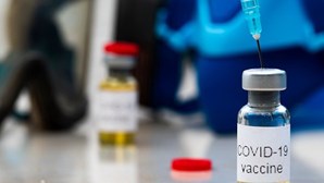 Vacina contra coronavírus vai estar pronta em novembro para produção em massa