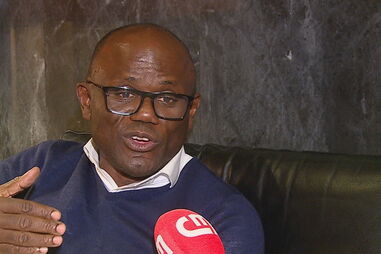 Empresário Catió Baldé acusado de comprar vistos para jogadores do Benfica