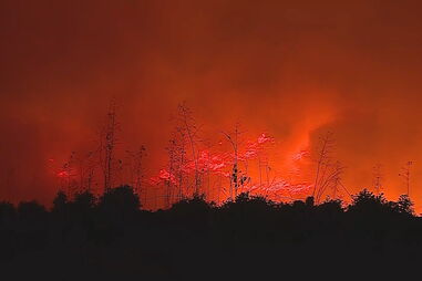Incêndio que começou em Valongo já alastrou a Paços de Ferreira