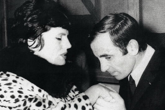 Amália, Charles Aznavour