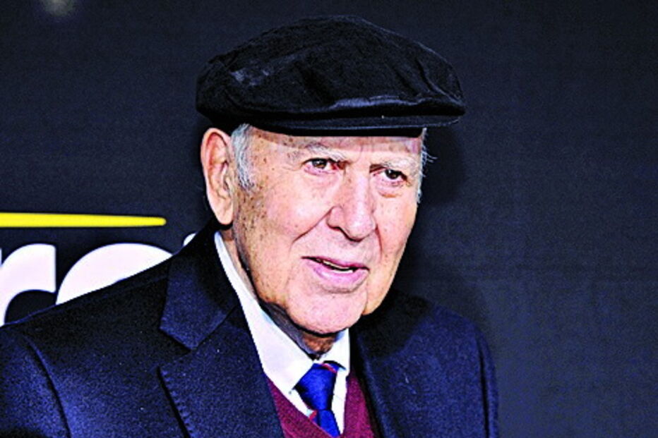 Carl Reiner tinha 98 anos 