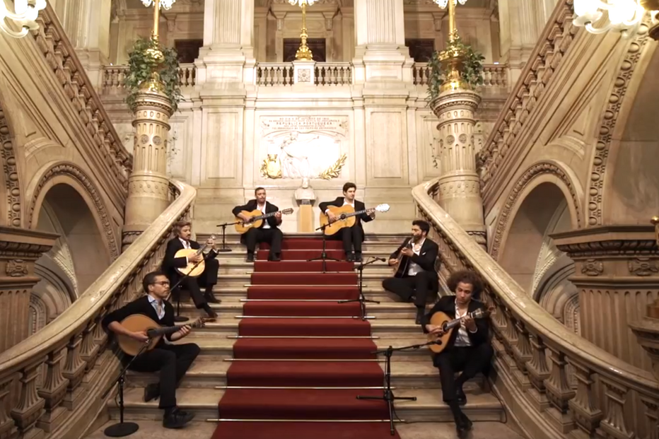 Concerto de 100 guitarras para assinalar centenário de Amália