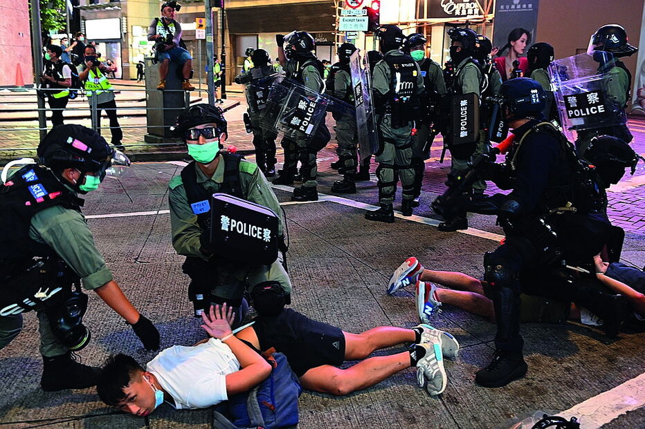 Nova legislação prevê penas pesadas, incluindo prisão perpétua, para crimes de sedição, subversão ou terrorismo  